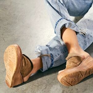 A.S.98 Niels Wedge Slide Sandals in Whiskey
